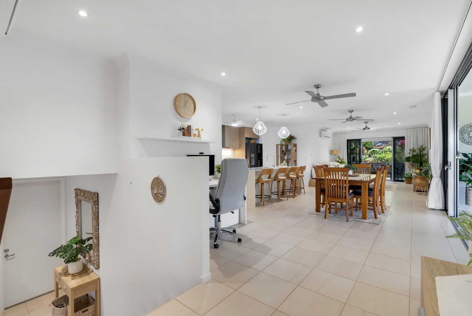60 Aroona Street, Caravonica, photo 9