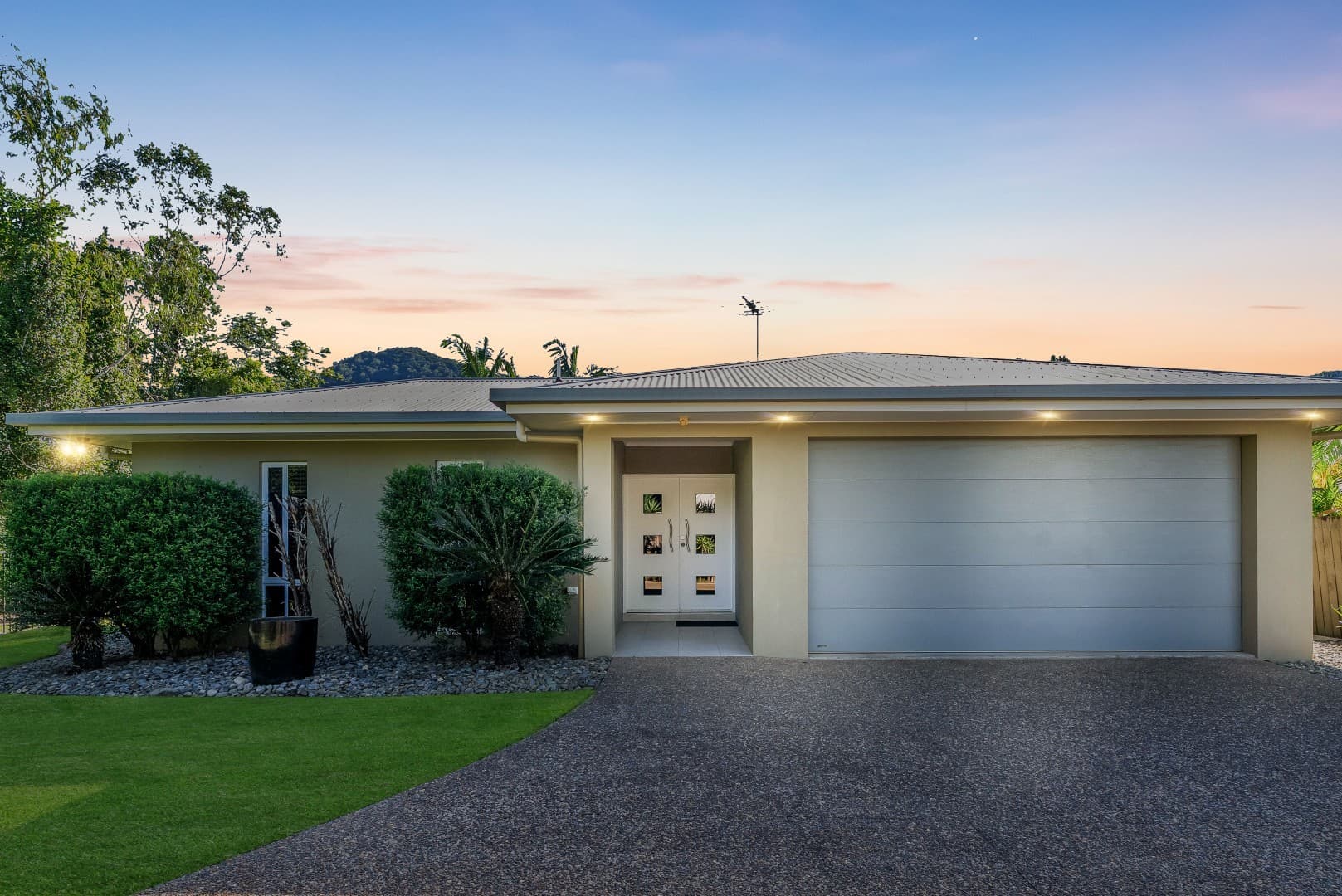 11 Charnley Avenue, Bentley Park