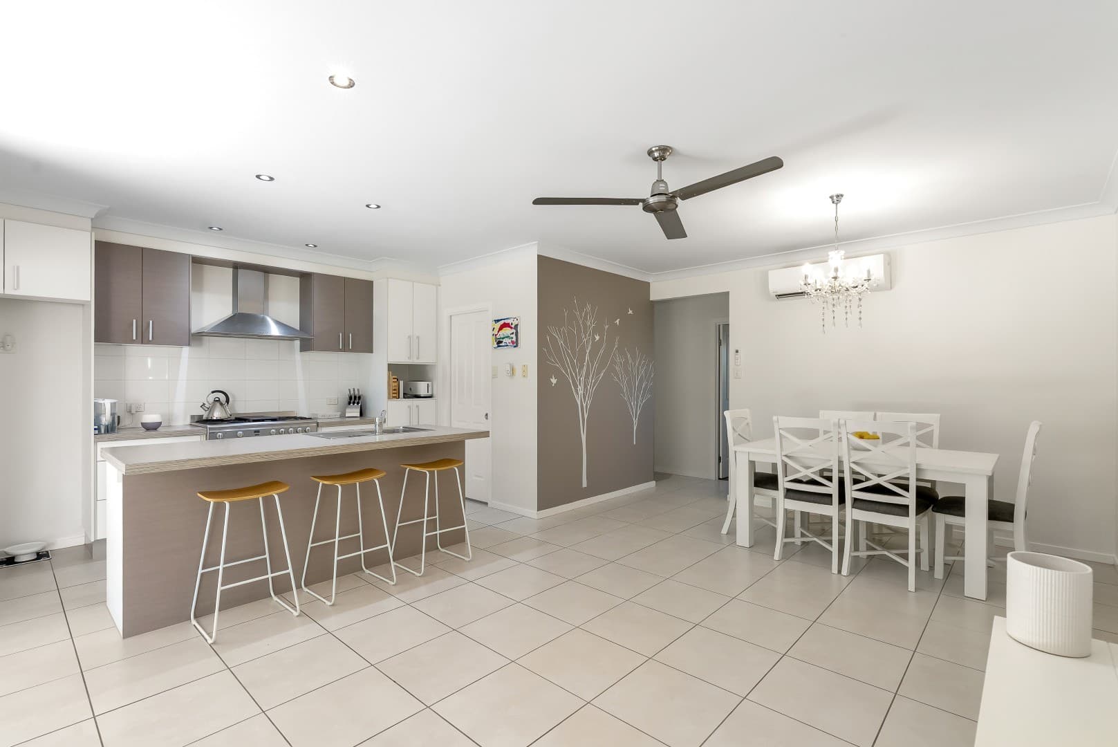 11 Charnley Avenue, Bentley Park, photo 7