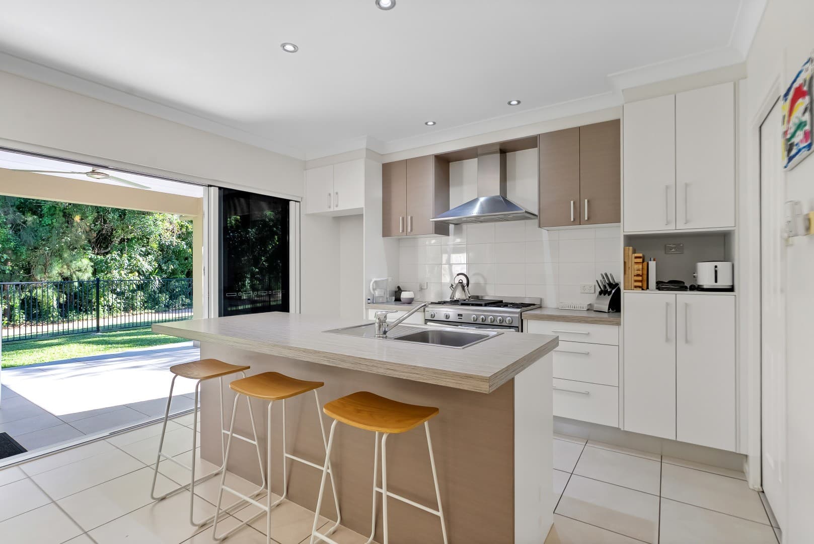 11 Charnley Avenue, Bentley Park, photo 8