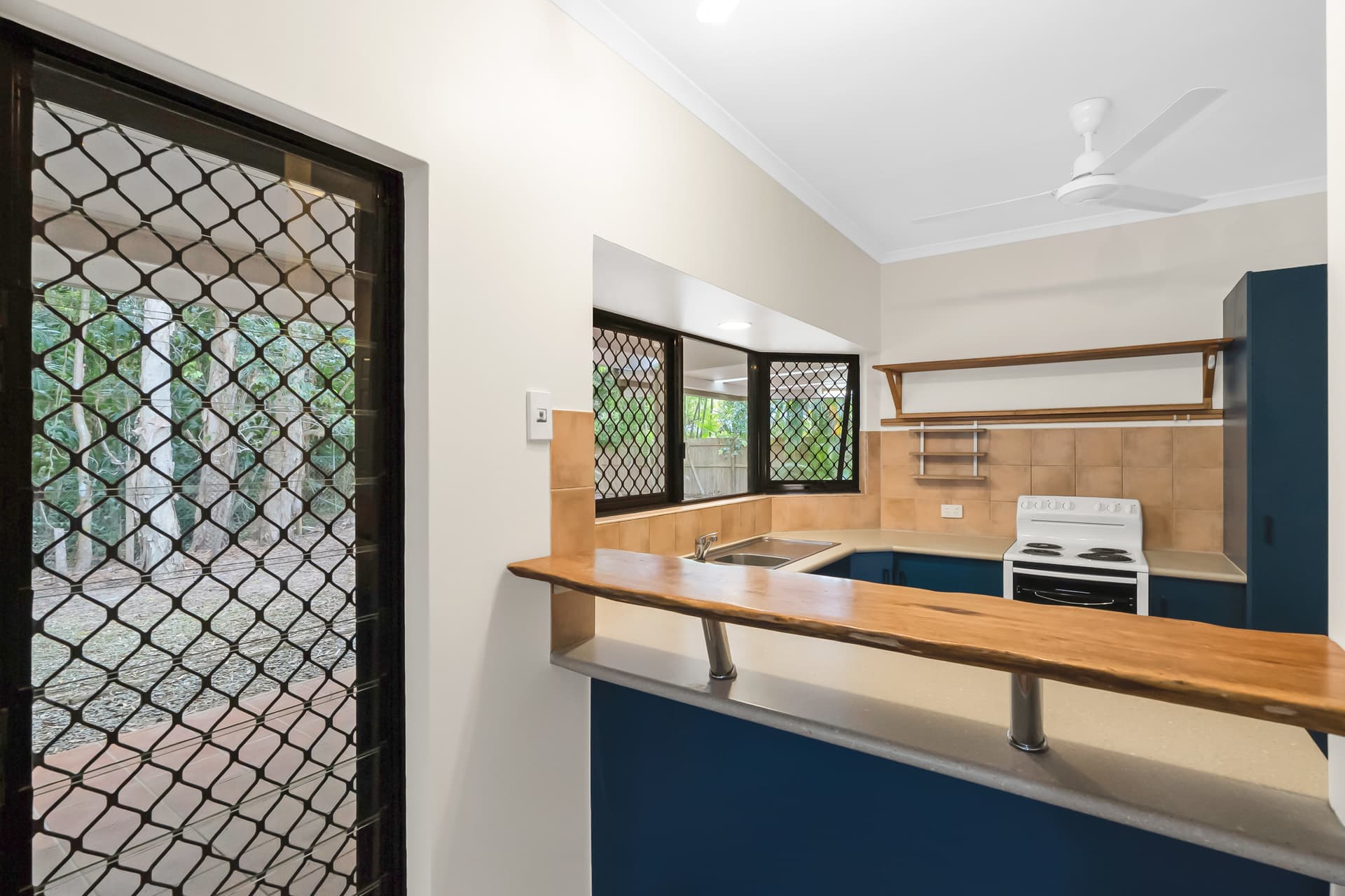 28 Cabarita Street, Kewarra Beach, photo 6